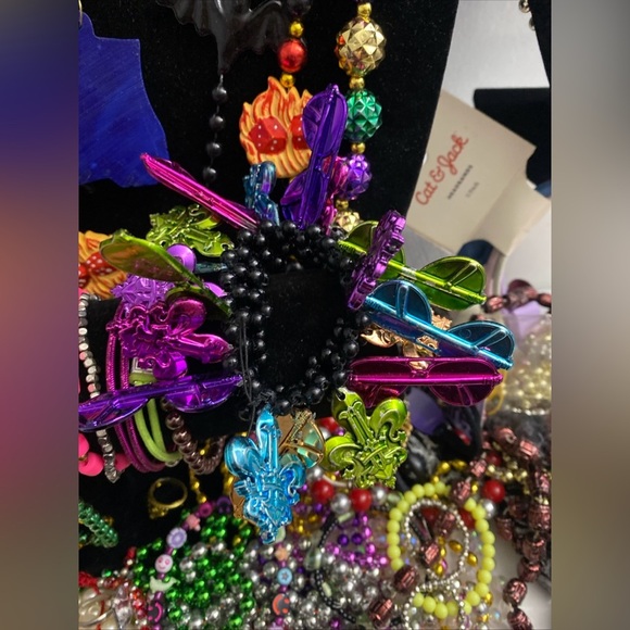 Assorted Fashion Jewelry Lot for Girls#217 - Picture 8 of 11